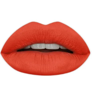 رژ لب مایع مات هدی بیوتی تست رنگ ماماسیتا روی لب